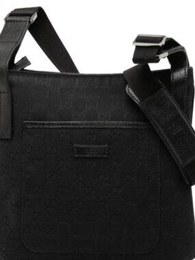 Vintage Gucci GG Canvas Crossbody from the mid 2000s